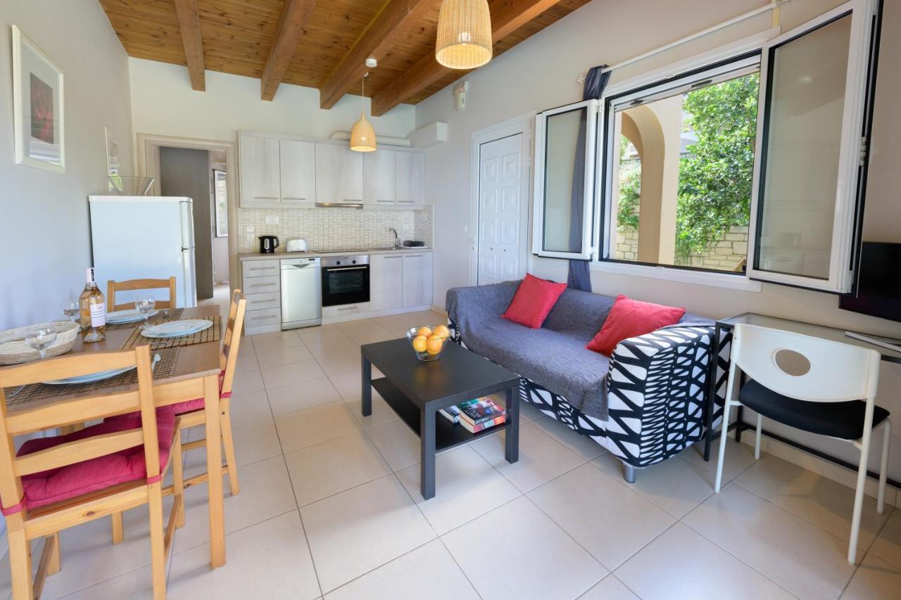 Pangolas Apartments Paxos Longós Esterno foto