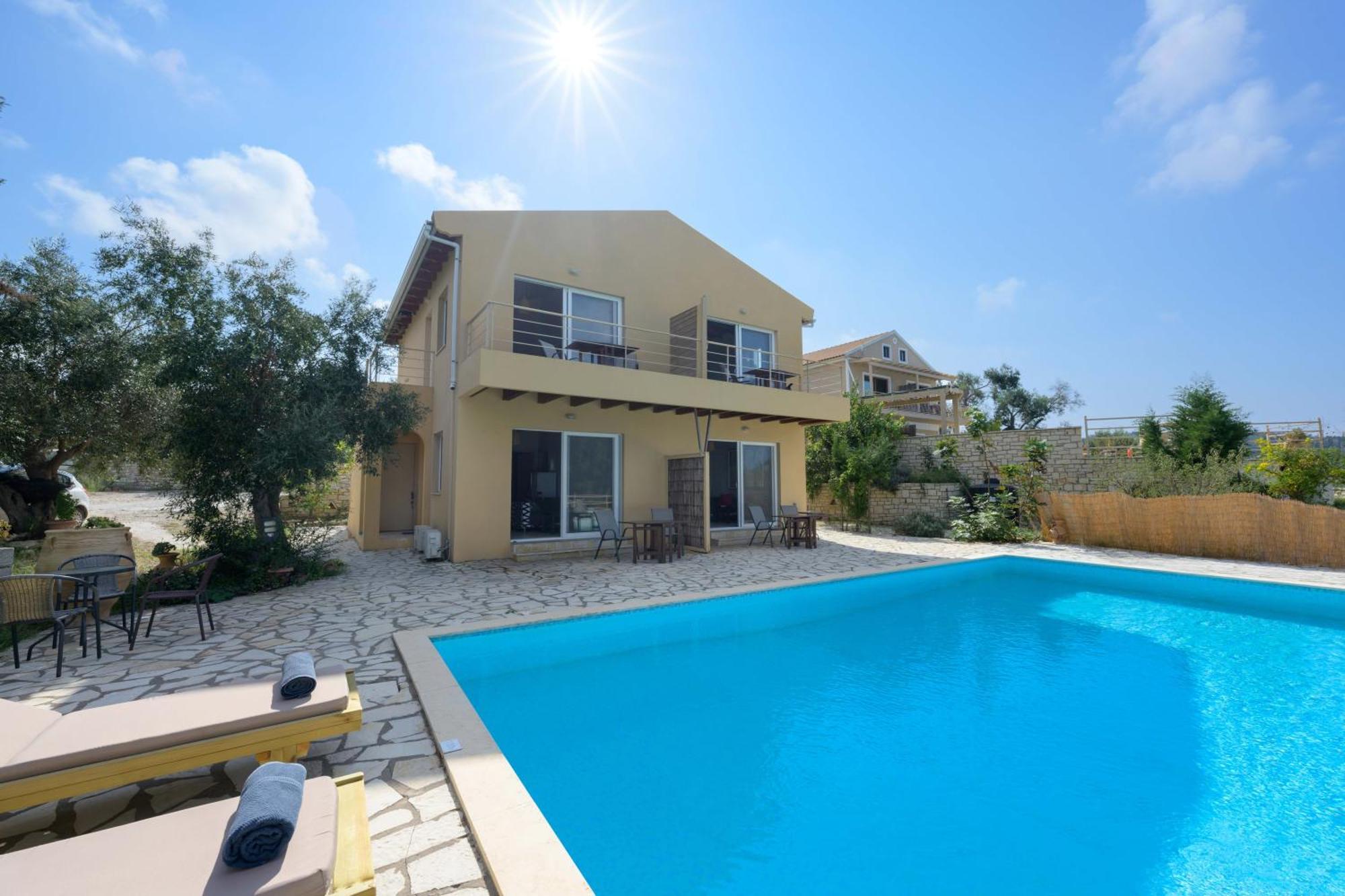 Pangolas Apartments Paxos Longós Esterno foto