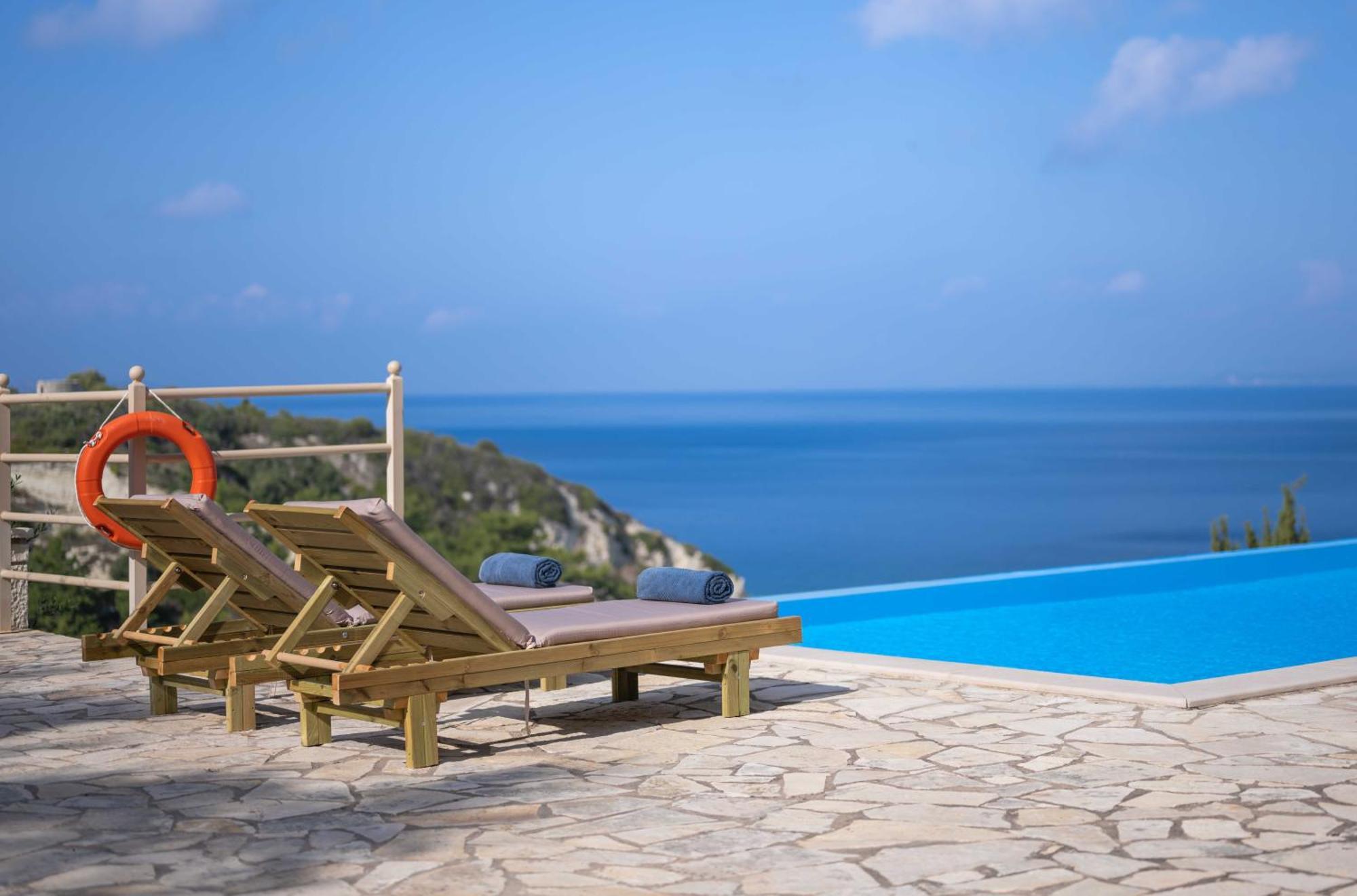 Pangolas Apartments Paxos Longós Esterno foto