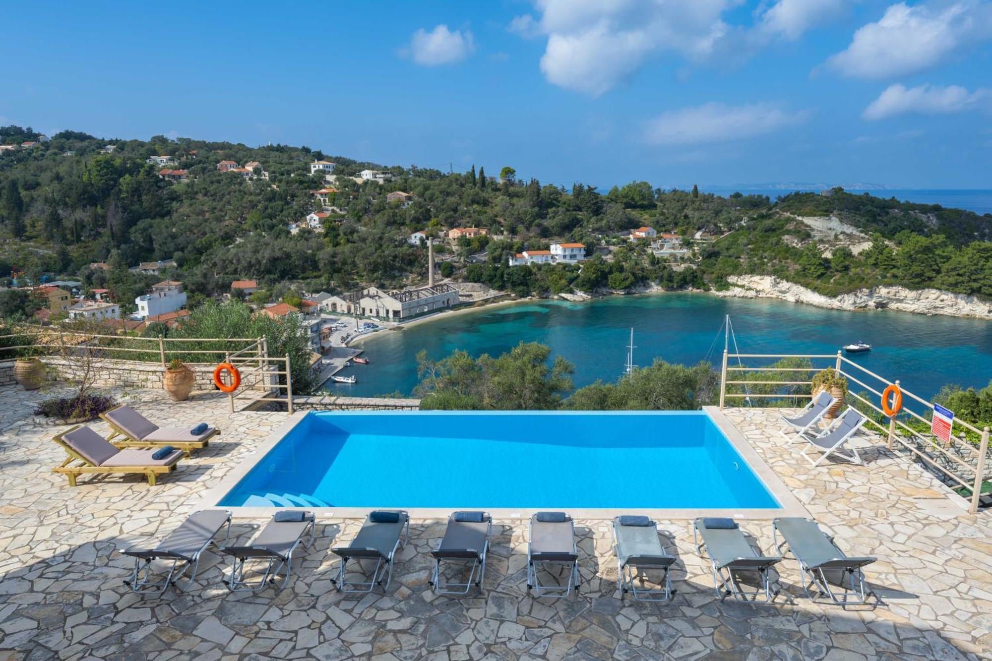 Pangolas Apartments Paxos Longós Esterno foto